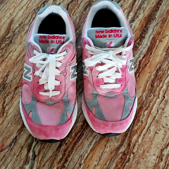 New Balance Shoes New Balance 993 Susan G Komen Breast Cancer